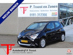 Toyota Aygo - 1.0 VVT-i x-play 1e Eigenaar/Achteruitrijcamera/Apple carplay/Airco/Toerenteller/Multifunc