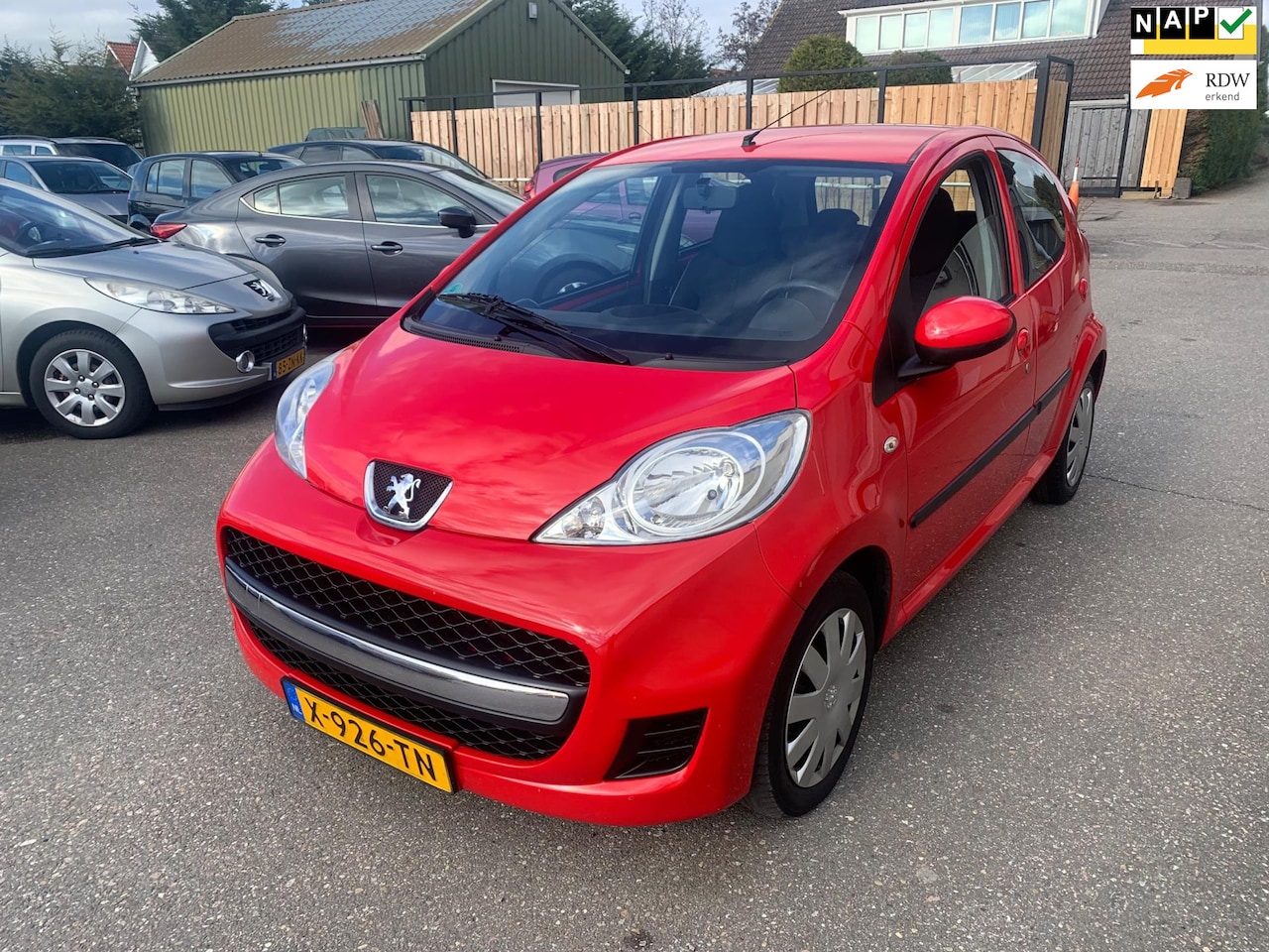 Peugeot 107 - 1.0-12V XR 1.0-12V XR - AutoWereld.nl