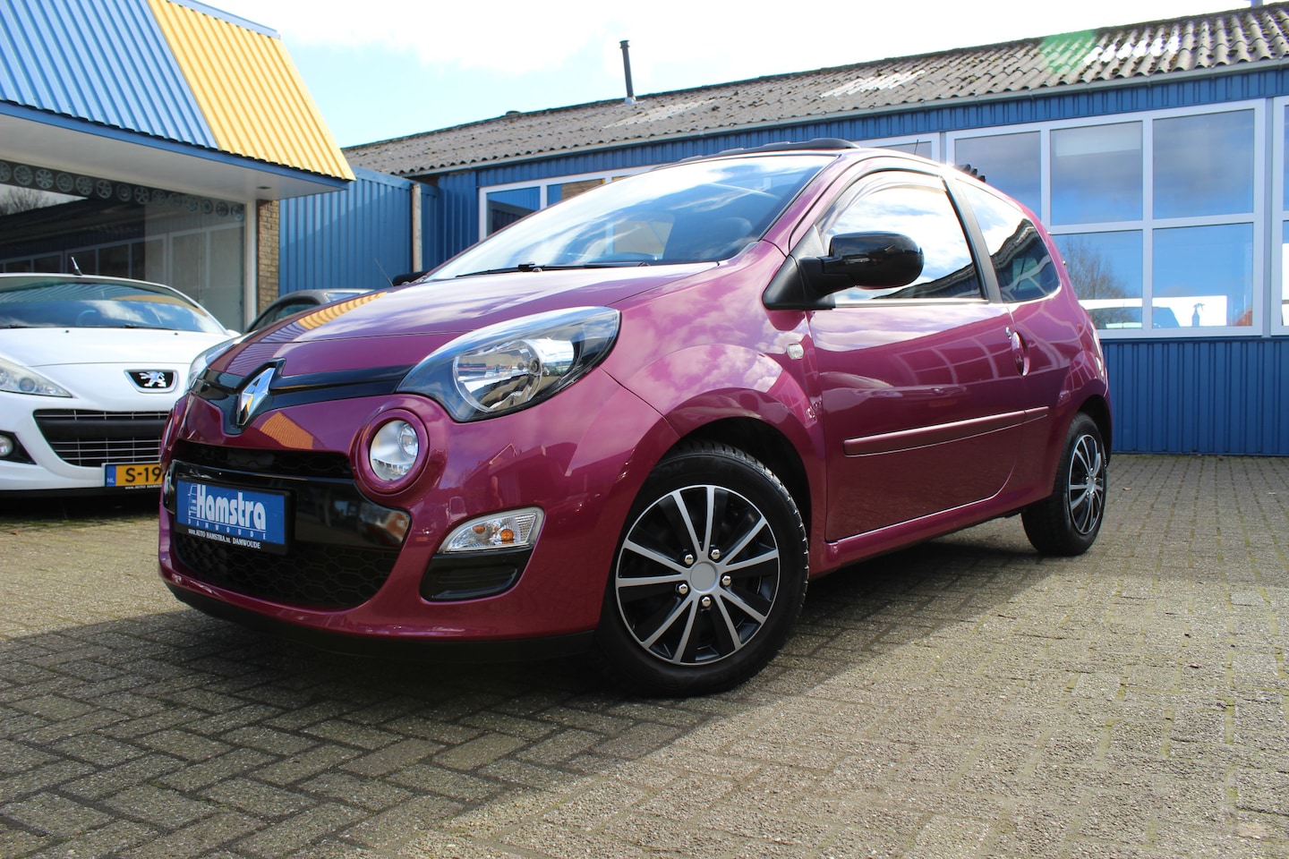 Renault Twingo - 1.2 16V "Paris Summer Top Collection" - AutoWereld.nl