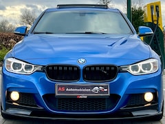 BMW 3-serie Touring - 320d M-PERFORMANCE PANORAMADAK ESTORIL BLAUW