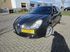 Alfa Romeo Giulietta - 1.4 T Distinctive automaat