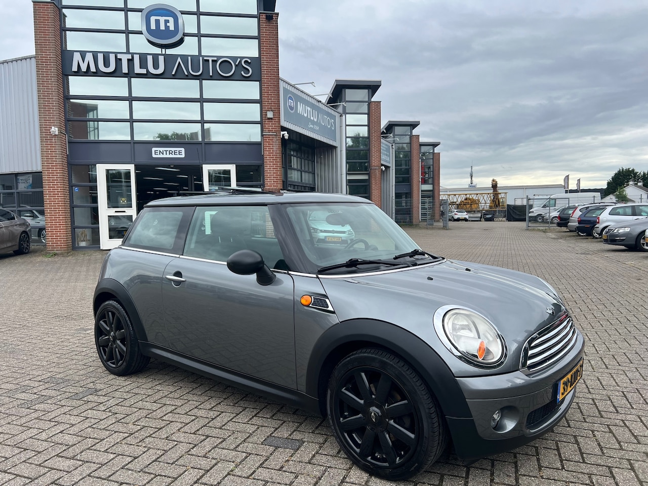 MINI One - Mini 1.4 Anniversary MK II Airco PANO NAP APK - AutoWereld.nl