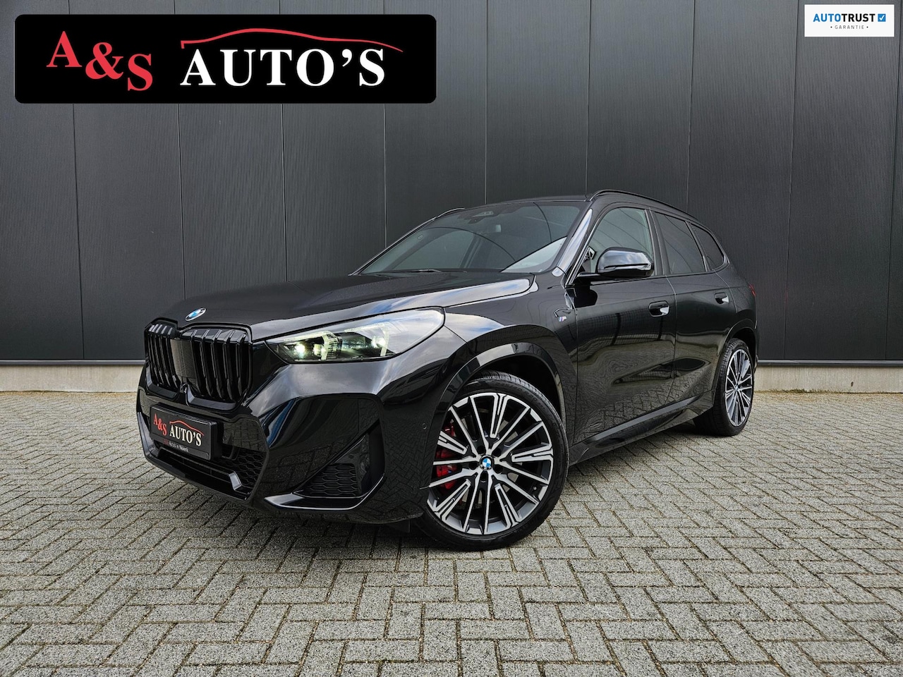 BMW X1 - SDrive18i M Sport Panoramadak 360camera Hud Acc Sfeer - AutoWereld.nl