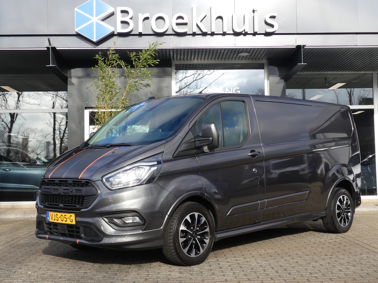 Ford Transit Custom - 320 2.0 TDCI 185PK L2H1 Sport Automaat | ADAPTIVE CRUISE | NAVI | DODEHOEKDETECTIE | STOEL - AutoWereld.nl