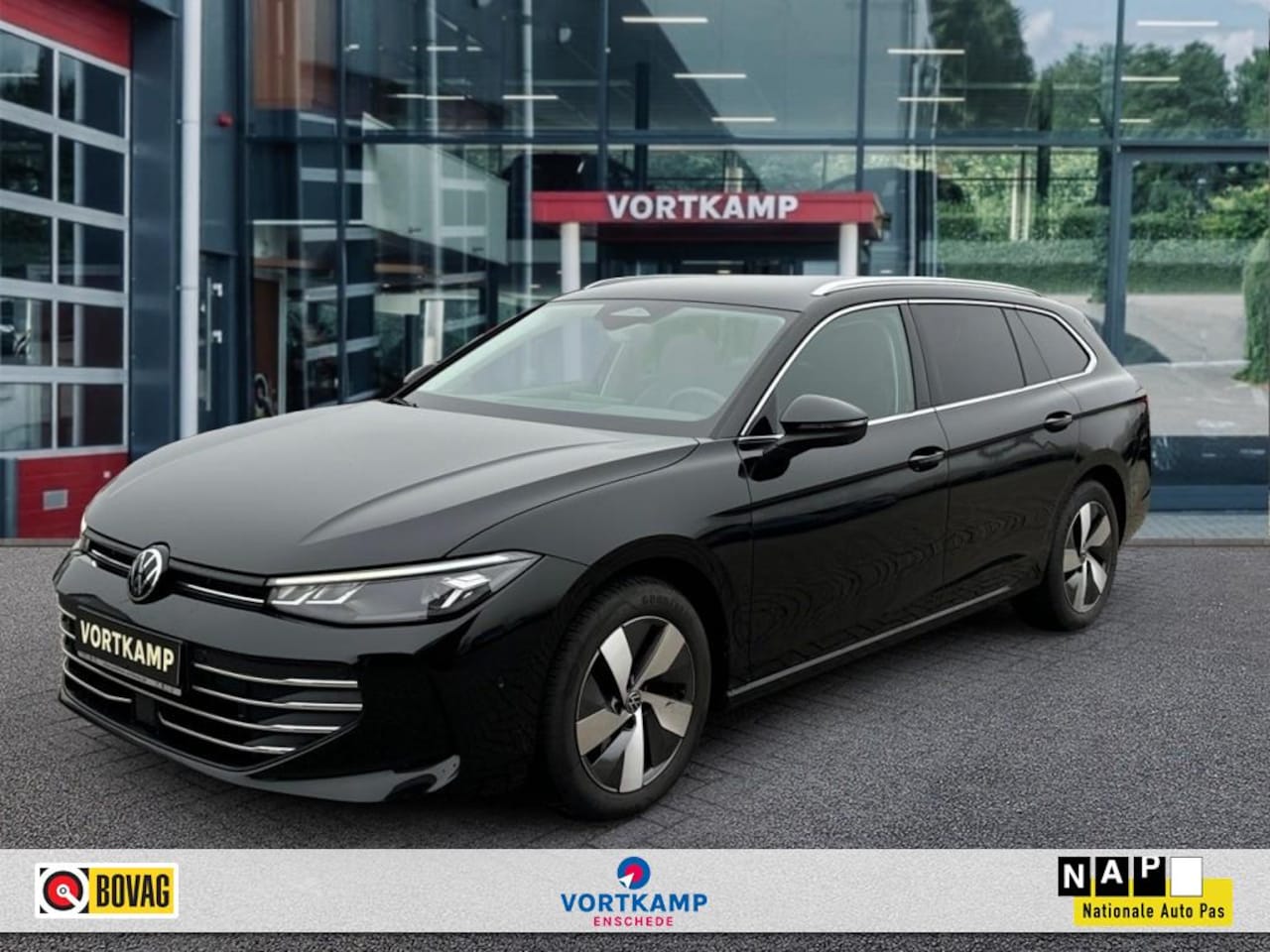 Volkswagen Passat Variant - 1.5 eTSI DSG BUSINESS TREKHAAK/CAMERA/NAVI/ACC/STOELVERW - AutoWereld.nl