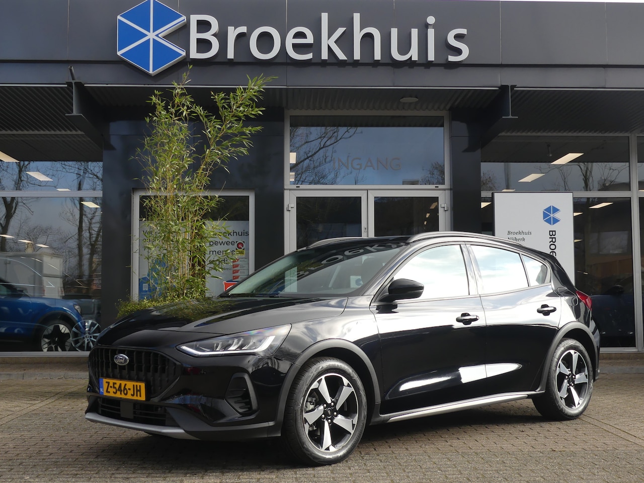 Ford Focus - 1.0 EcoBoost Hybrid 125PK Active Automaat | STOEL+STUUR+VOORRUITVERWARMING | NAVI | CAMERA - AutoWereld.nl