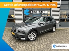 Volkswagen Tiguan - 1.4 TSI 125 pk Comfortline | Trekhaak | Digitaal Instrumentenpaneel Navigatie |