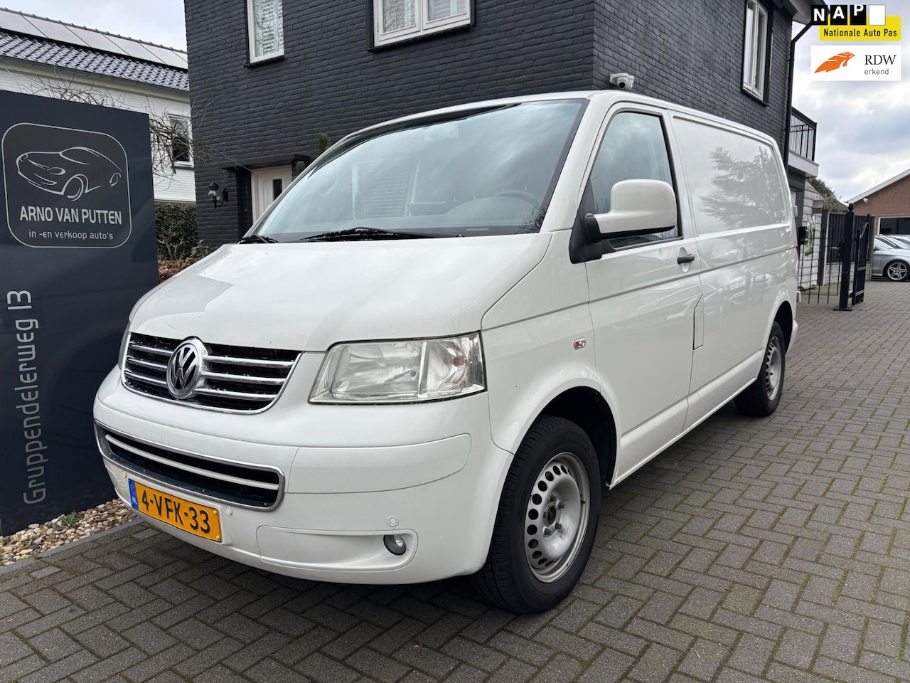 Volkswagen Transporter - 1.9 TDI Nette bus - AutoWereld.nl