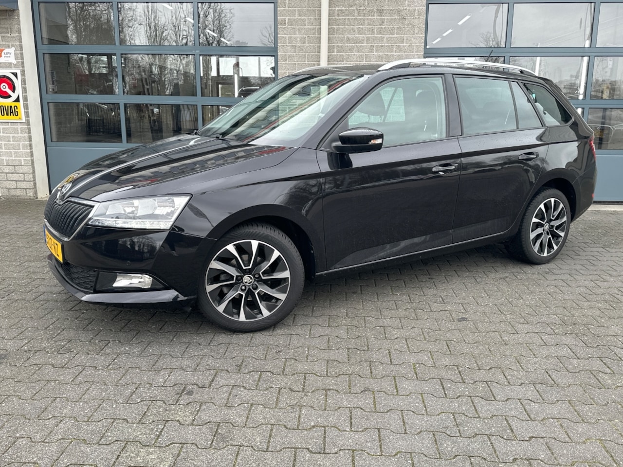 Skoda Fabia Combi - 1.0 TSI Business Edition | CLIMA | NAVI | - AutoWereld.nl