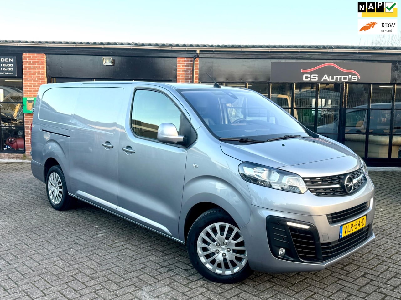 Opel Vivaro - 2.0 CDTI L3H1 Innovation|2021|122pk|euro6|dab|CarPlay|airco|navi|camera - AutoWereld.nl