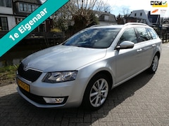 Skoda Octavia Combi - 1.4 TSI 150pk Automaat Navi Schuifdak 1e eigenaar Historie