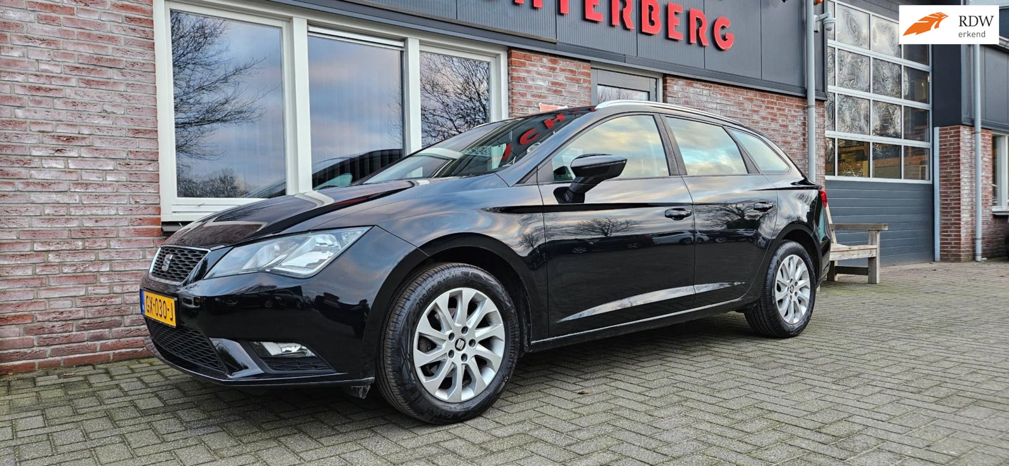 Seat Leon ST - 1.2 TSI Reference Business Airco! Cruise Control! Nette Auto! - AutoWereld.nl