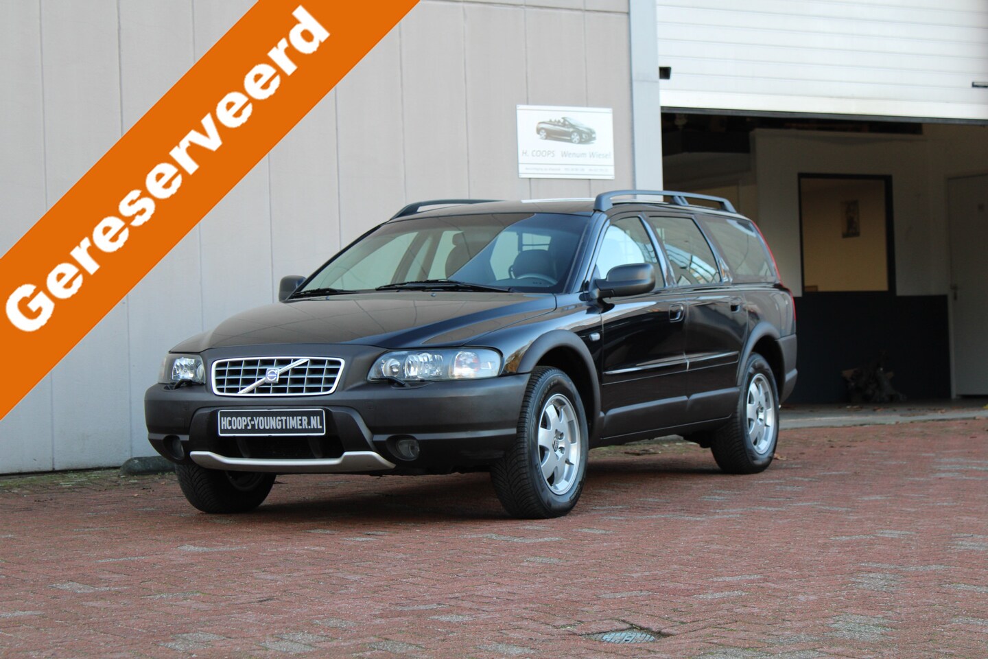 Volvo XC70 - 2.4 T AWD AUTOMAAT YOUNGTIMER incl. 21% BTW - AutoWereld.nl