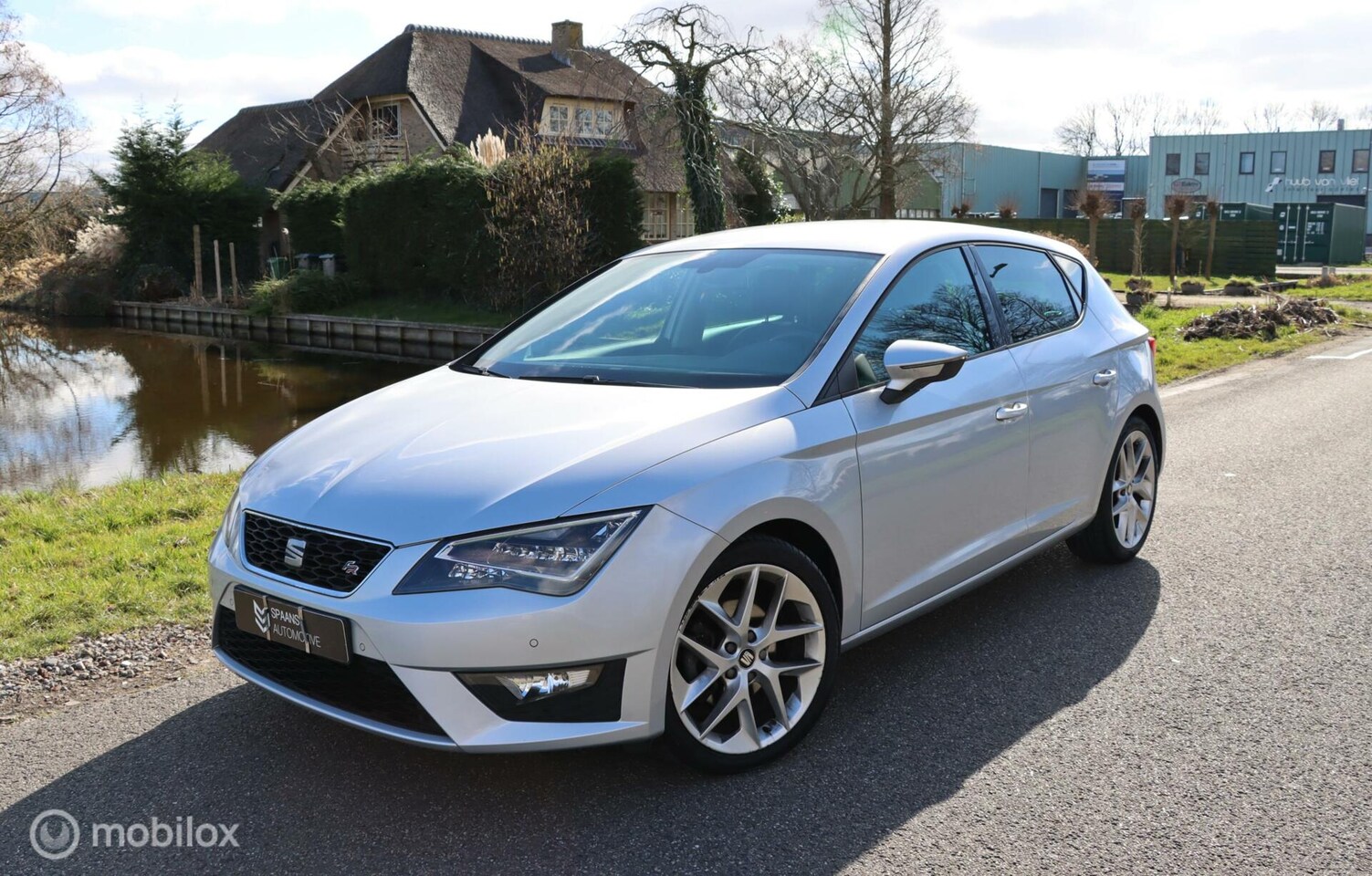 Seat Leon ST - 1.4 TSI FR / Navi / Afn. trekhaak / Carplay - AutoWereld.nl