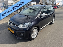 Volkswagen Up! - 1.0 BMT club