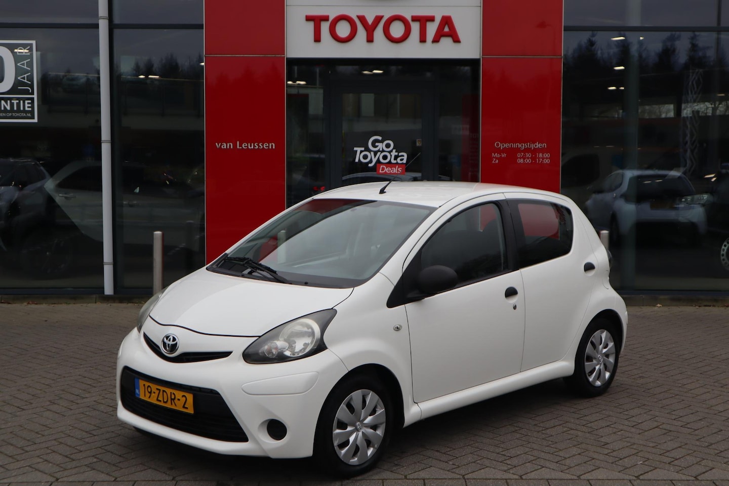 Toyota Aygo - COMFORT 5-DEURS AIRCO ELEK. RAMEN NL-AUTO - AutoWereld.nl