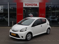 Toyota Aygo - COMFORT 5-DEURS AIRCO ELEK. RAMEN NL-AUTO