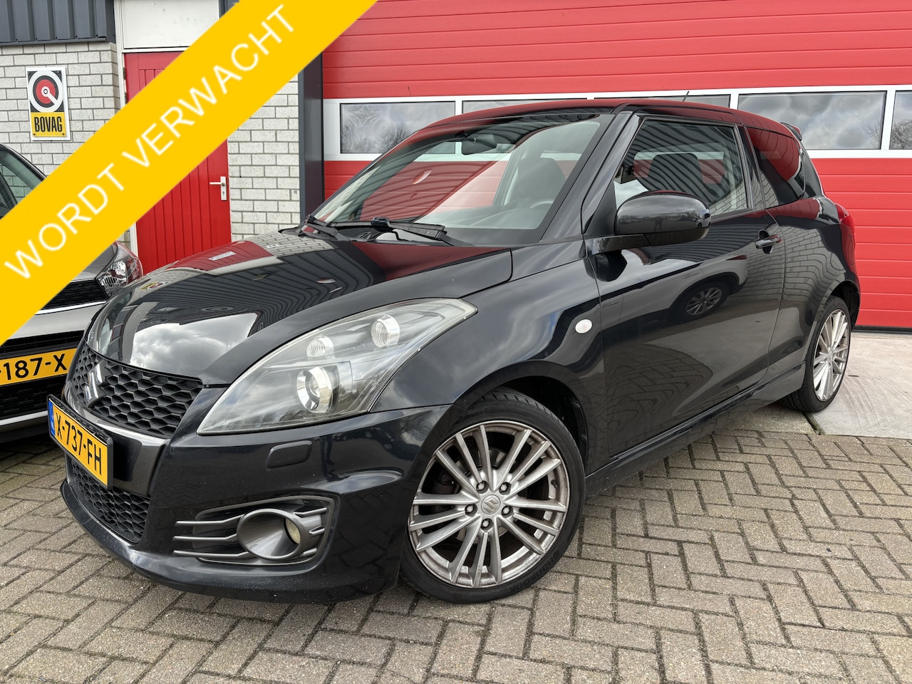 Suzuki Swift - 1.6 Sport 136PK KEYLESS / STOELVERW / CLIMA / BLUETOOTH / CRUISE / ELEK RAMEN / STOER! - AutoWereld.nl