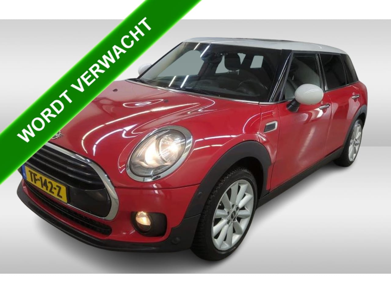 MINI Clubman - Mini 1.5 136PK Cooper Business Edition / Panoramadak / Trekhaak / Pdc.V+A / Airco-ecc. / P - AutoWereld.nl