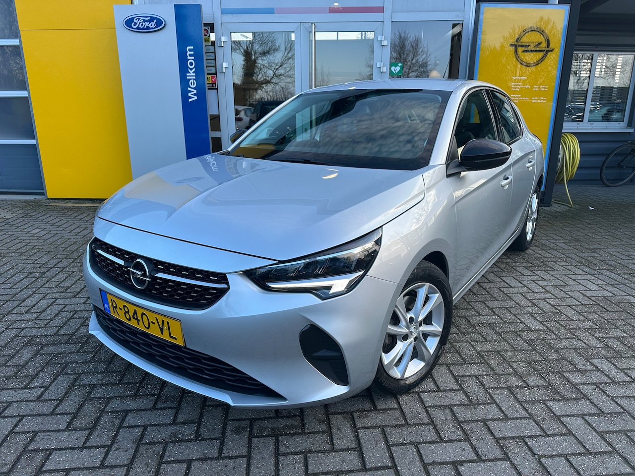 Opel Corsa - 1.2 100PK Elegance | APPLE CARPLAY/ANDROID AUTO| CRUISE CONTROL| AIRCO| - AutoWereld.nl