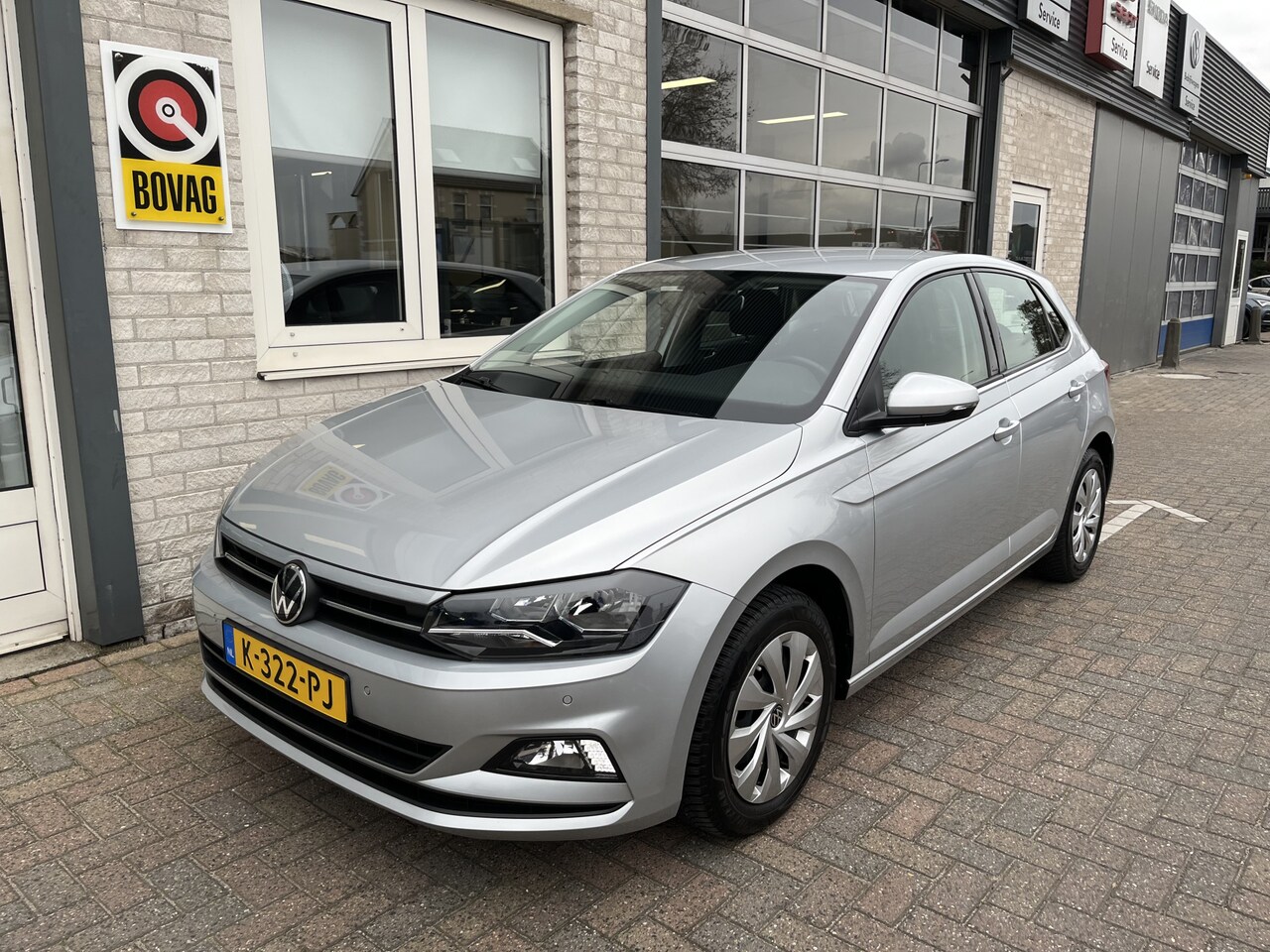 Volkswagen Polo - 1.0 TSI Comfortline / AUTOMAAT/ ADAPT. CRUISE/ DAB/ APP-CONNECT/ NAVI/ BLUETOOTH/ PARK. SE - AutoWereld.nl