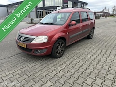 Dacia Logan MCV - 1.6-16V Lauréate 7p