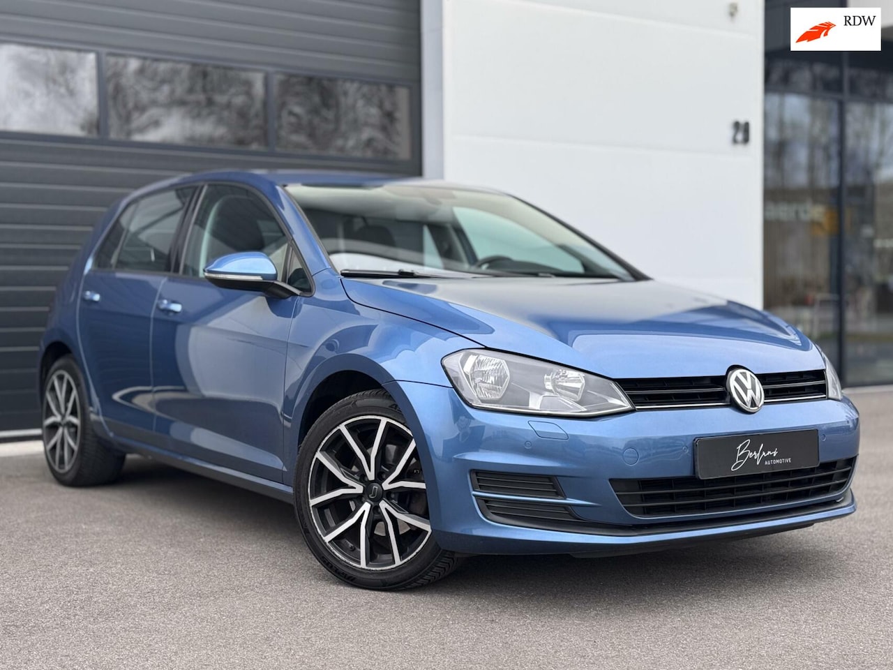 Volkswagen Golf - 1.4 TSI ACT Comfortline Stoelverw | Parksens - AutoWereld.nl