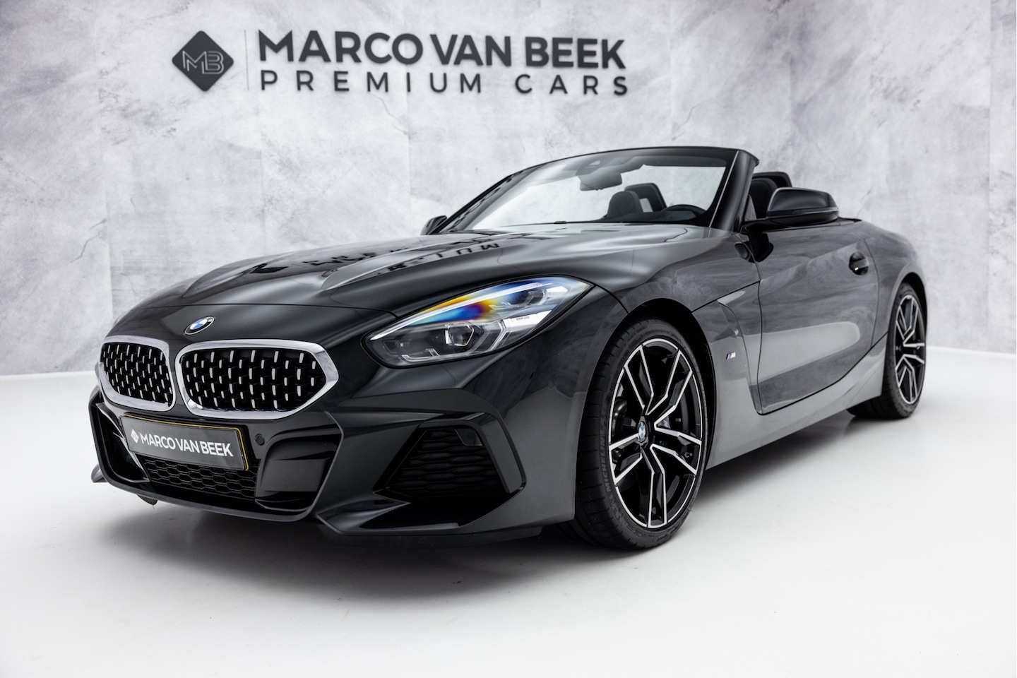 BMW Z4 Roadster - sDrive30i M-Sport Plus | Head-Up | 19" | M-Stoel | DAB - AutoWereld.nl