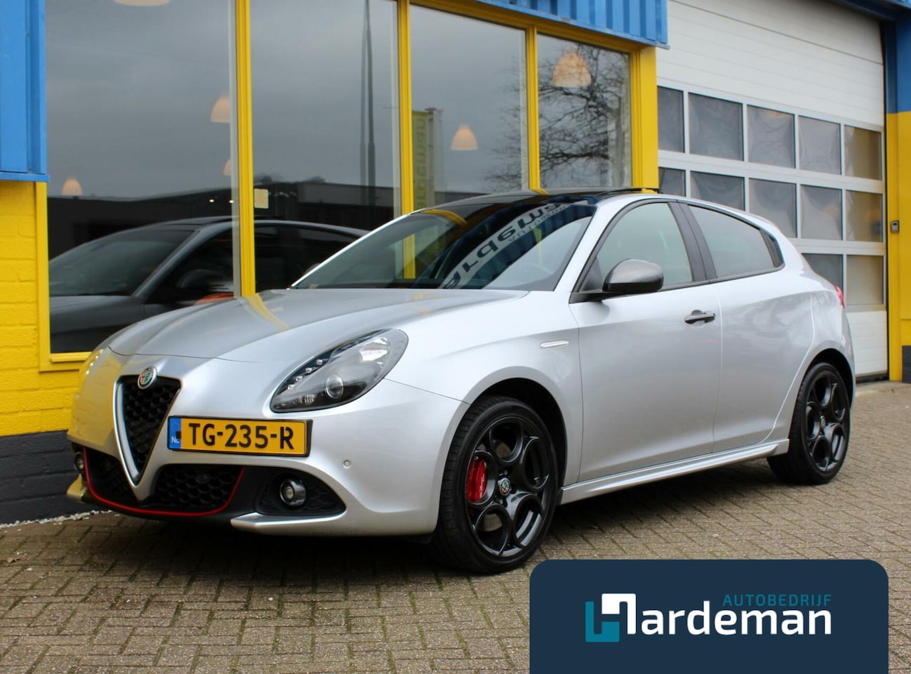 Alfa Romeo Giulietta - 1.4 Turbo MultiAir TCT Panorama - AutoWereld.nl