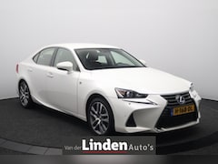 Lexus IS - 300h Hybrid Edition 30 | Lederen bekleding | Climate Control | Navigatie | Stoelverwarming