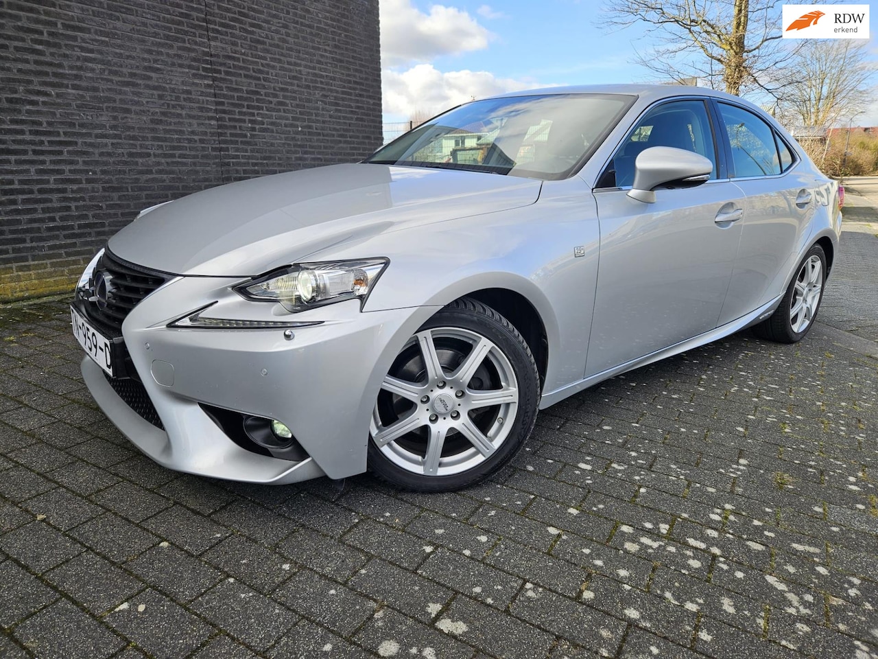 Lexus IS - 300h F Sport Line 300h F Sport Line - AutoWereld.nl