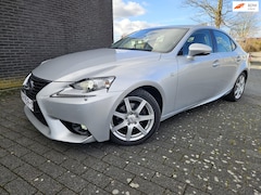 Lexus IS - 300h F Sport Line