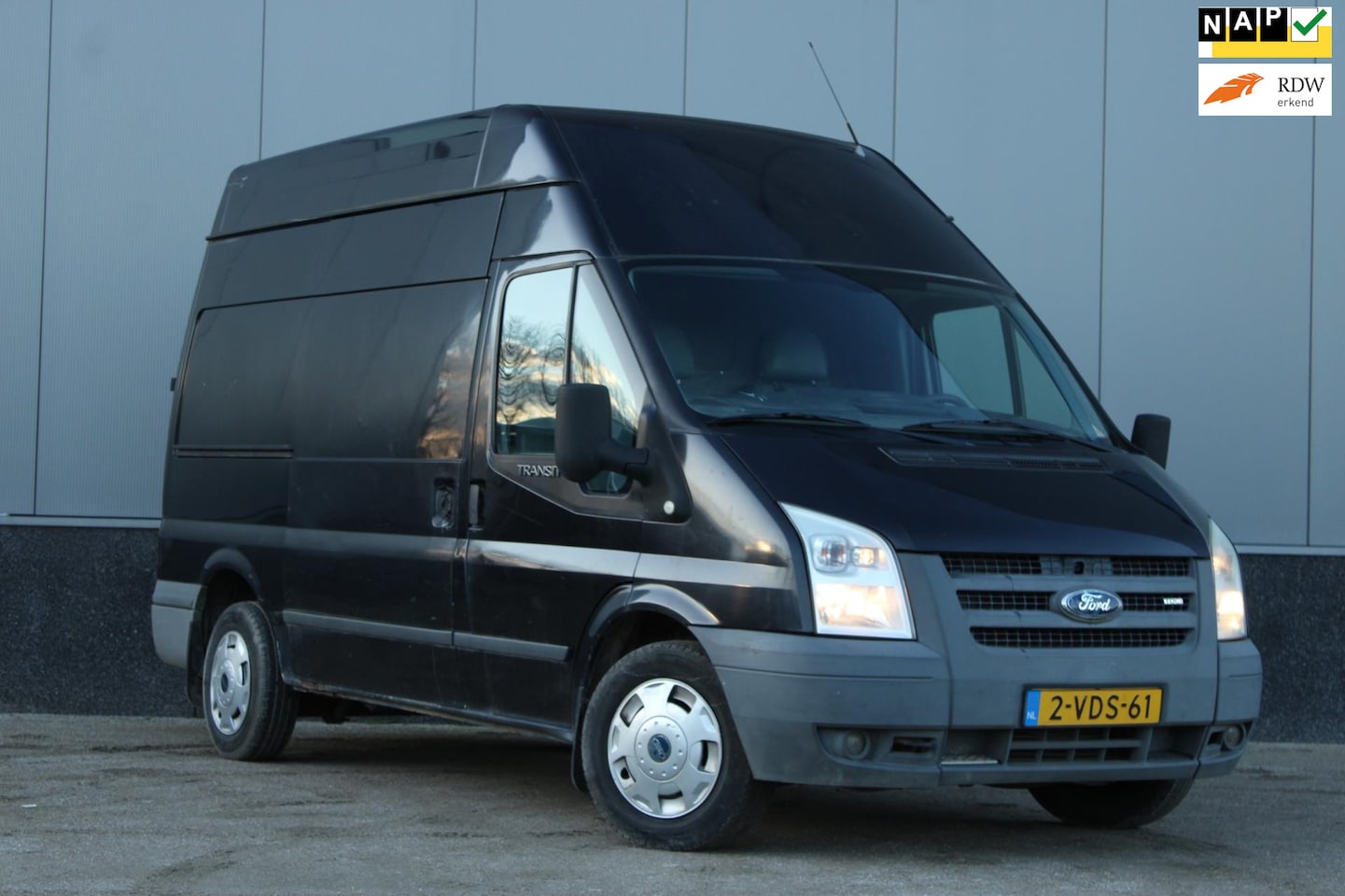 Ford Transit - 280M 2.2 TDCI HD DC 280M 2.2 TDCI HD DC Airco, NAP! - AutoWereld.nl