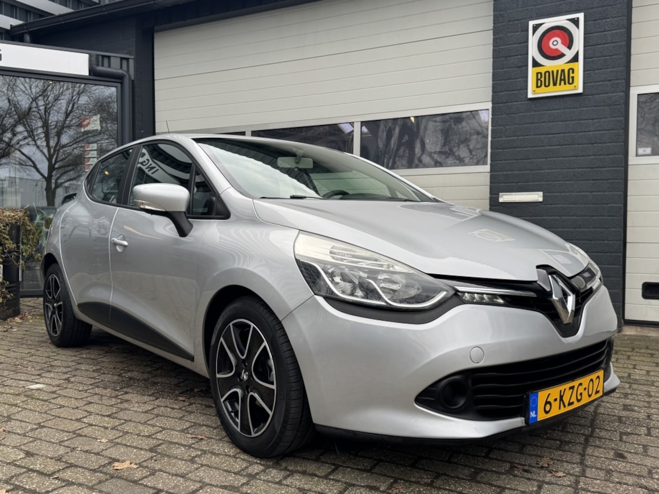 Renault Clio - 0.9 TCe Expression 0.9 TCe Expression - AutoWereld.nl