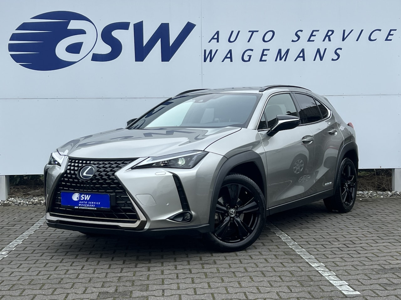 Lexus UX - 250h Preference Line | Leder | Camera | Carplay | 18 inch | Dodehoek - AutoWereld.nl