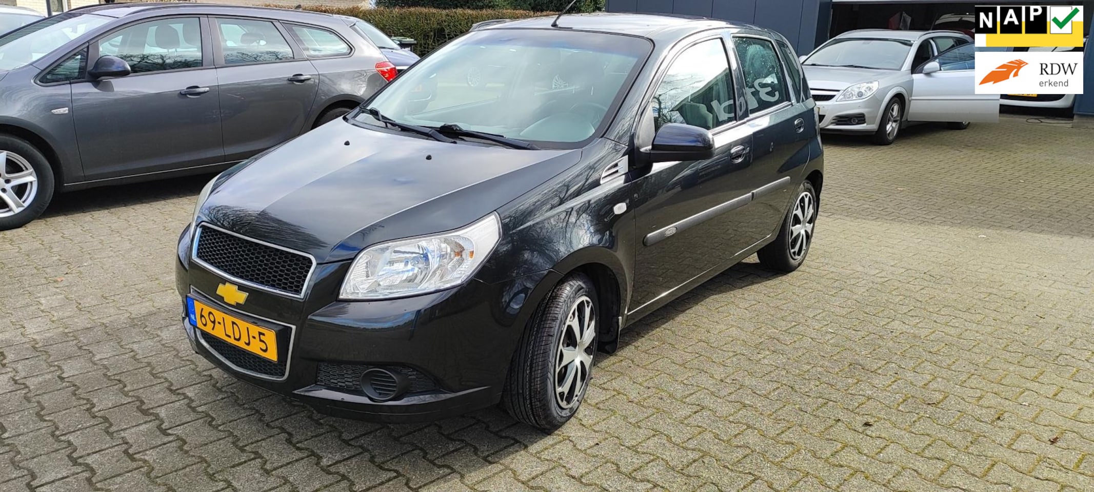 Chevrolet Aveo - 1.2 16V LS B-clever bj 2010 airco - AutoWereld.nl