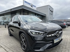 Mercedes-Benz GLA-Klasse - 250 e AMG Line Pano-Dak | Trekhaak | Keyless | Elekt. Klep | Camera