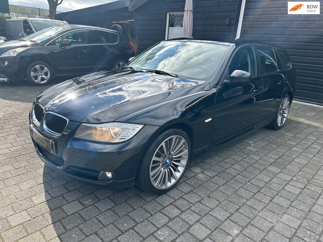 BMW 3-serie Touring - 318i! Nette auto! APK 31-10-2025! - AutoWereld.nl