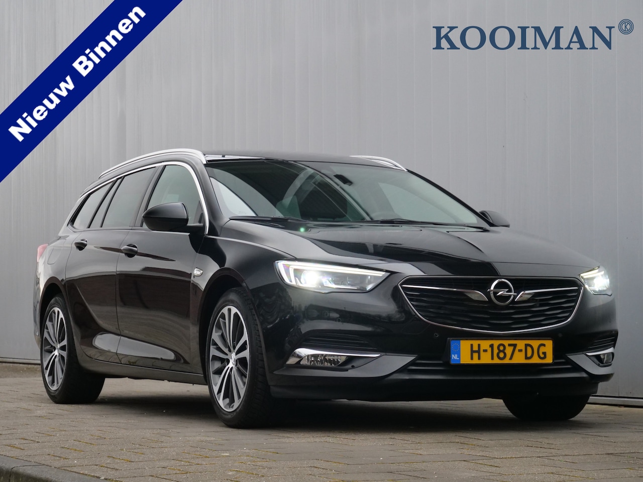 Opel Insignia Sports Tourer - 1.5 Turbo 165pk Business Executive AUTOMAAT Trekhaak / Leder / Active LED / Stoelverwarmin - AutoWereld.nl