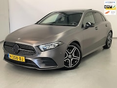 Mercedes-Benz A-klasse - 180 / AMG / Pano / NL-auto / Widescreen