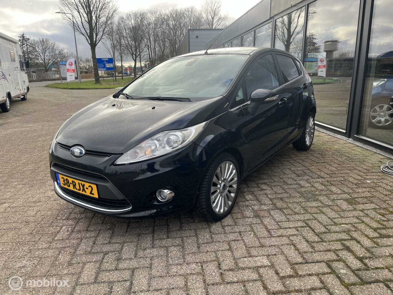 Ford Fiesta - 1.4 Trend Airco PDC Nieuwe APK - AutoWereld.nl