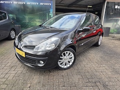 Renault Clio - 1.6-16V Dynamique Luxe | AUTOMAAT | 2E EIGENAAR | 12MND GARANTIE | AIRCO | LMV |