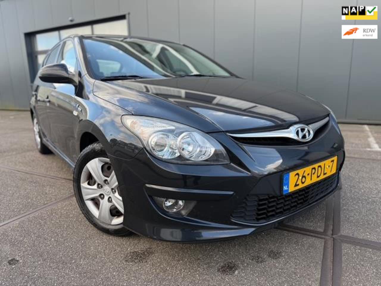 Hyundai i30 - 1.4i i-Drive Cool - AIRCO - NAP - APK - - AutoWereld.nl