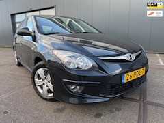 Hyundai i30 - 1.4i i-Drive Cool - AIRCO - NAP - APK