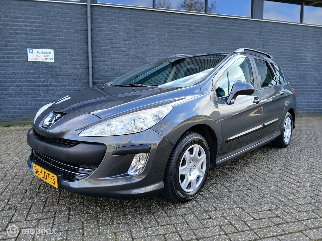 Peugeot 308 SW - 1.6 VTi Dealer onderhouden/Navigatie/Apk 11-'25 - AutoWereld.nl