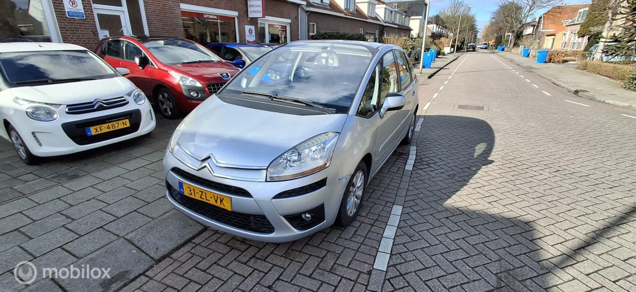 Citroën C4 Picasso - 1.8-16V Ambiance 5p. 1.8-16V Ambiance 5p., TREKHAAK - AutoWereld.nl