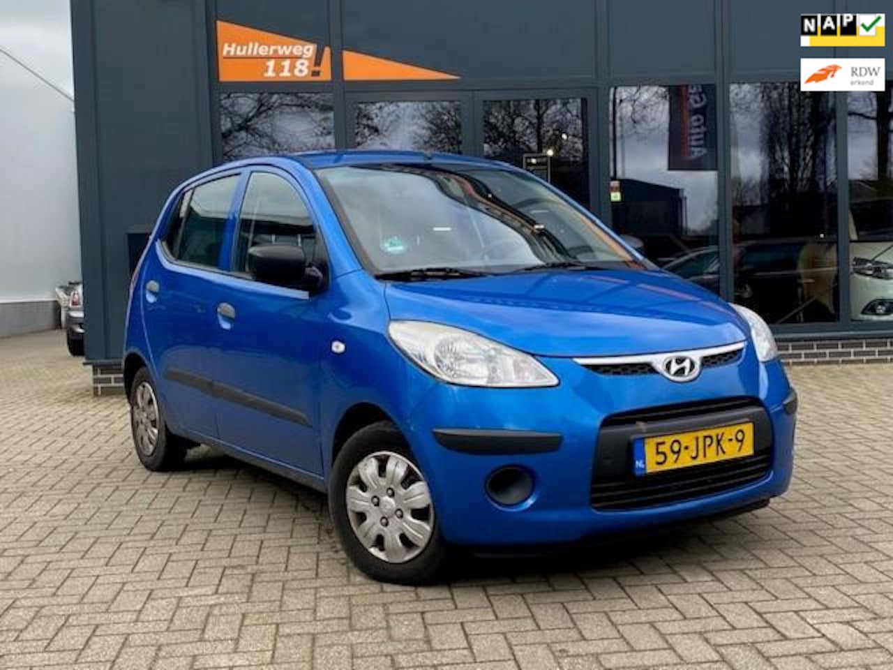 Hyundai i10 - 1.1 Active Cool/5 deurs/airco/centr vergr/trekhaak - AutoWereld.nl