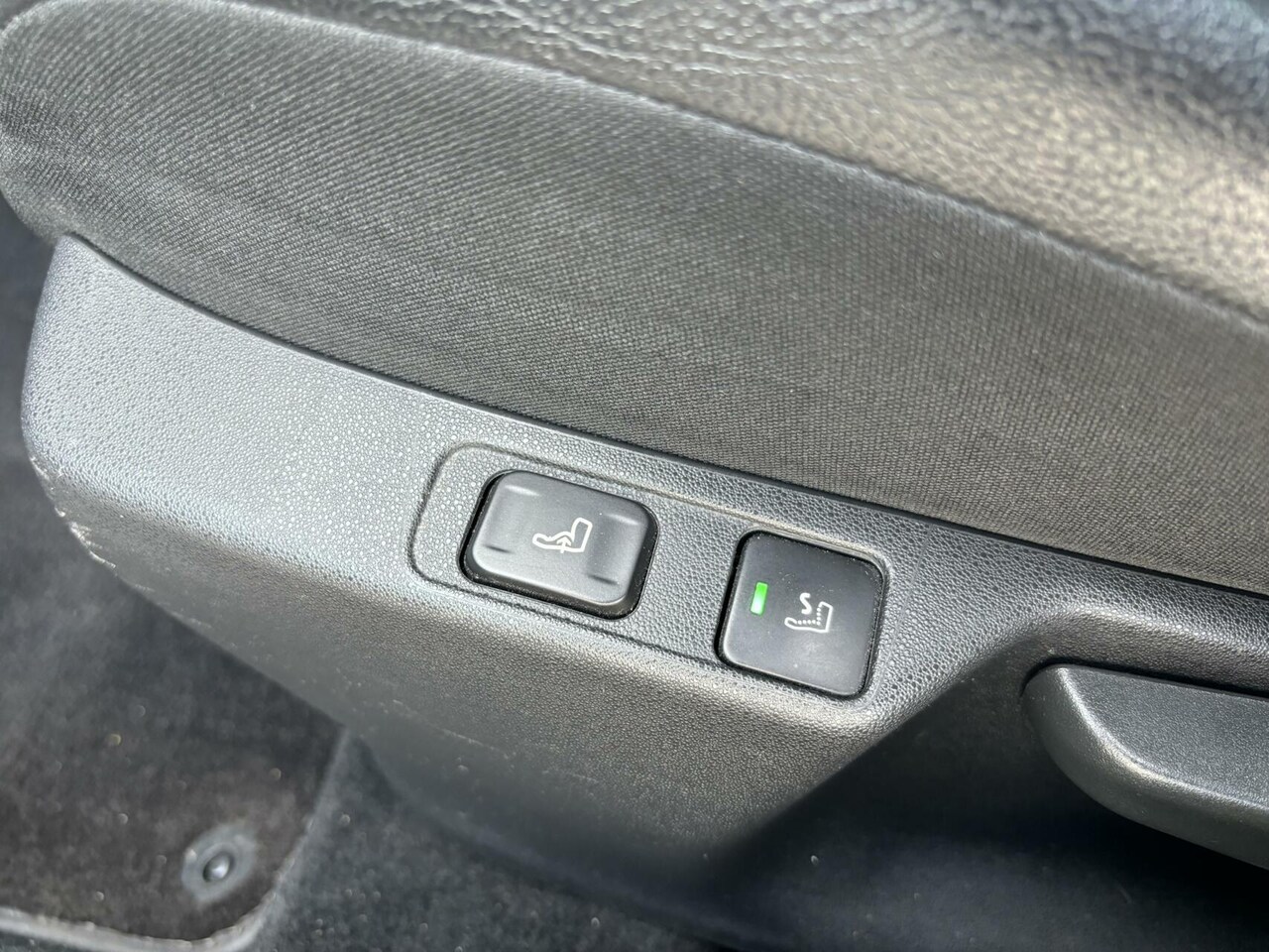 Citroën DS4 - 1.6 VTi So Chic INCL. Grote Beurt!! Airco/ Stoelmassage/ Cruise Control/ Navigatie!!