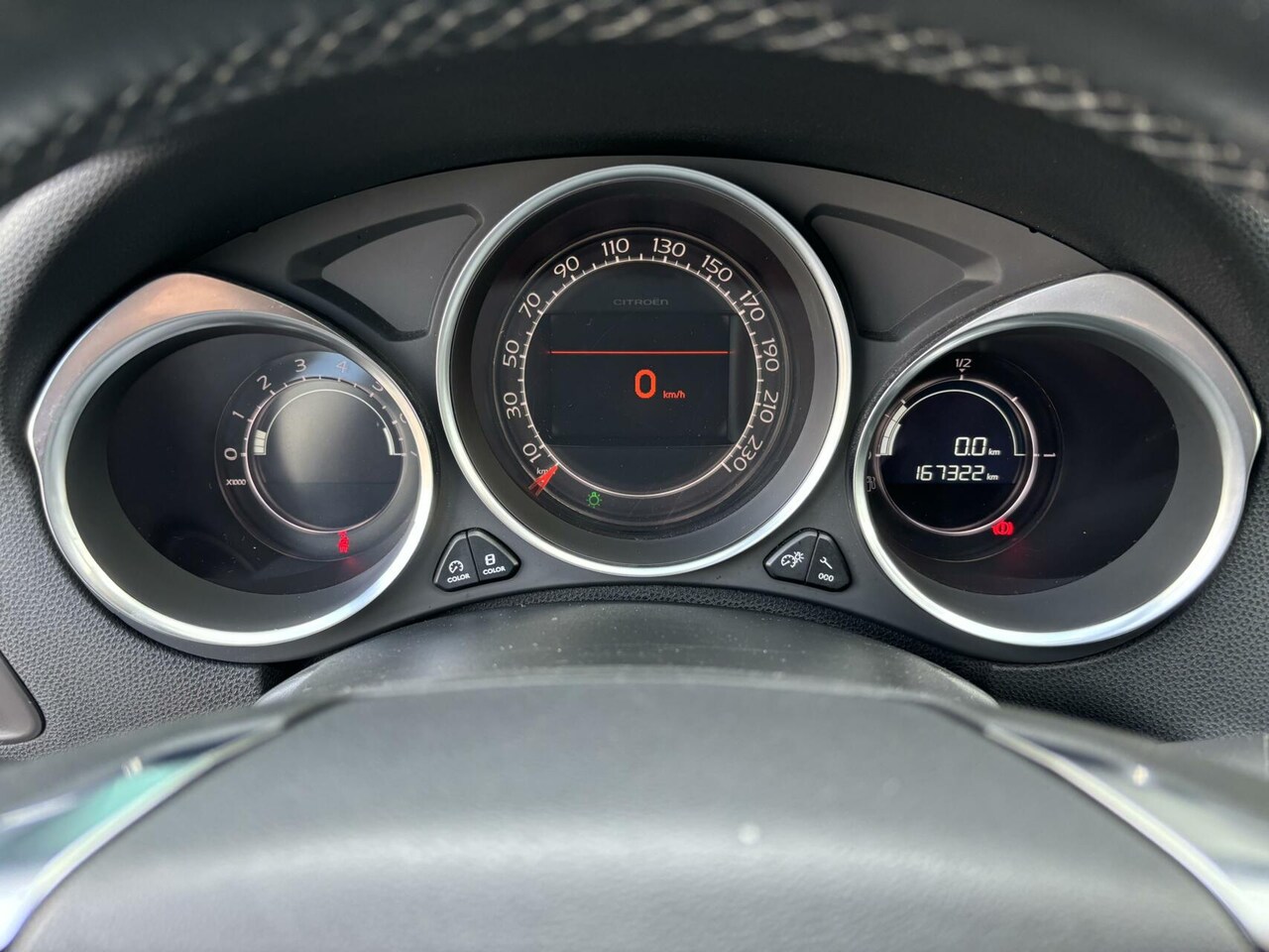 Citroën DS4 - 1.6 VTi So Chic INCL. Grote Beurt!! Airco/ Stoelmassage/ Cruise Control/ Navigatie!!