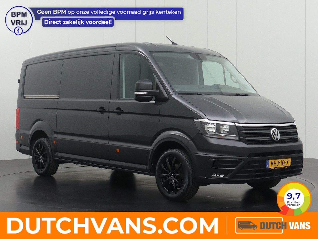 Volkswagen Crafter - 2.0TDI 140PK L3H2 Highline | 3-Persoons | Navigatie | Camera | Betimmering - AutoWereld.nl